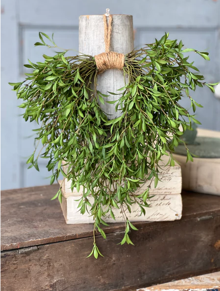 Sundial Leaves Hanging Wreath | 14"