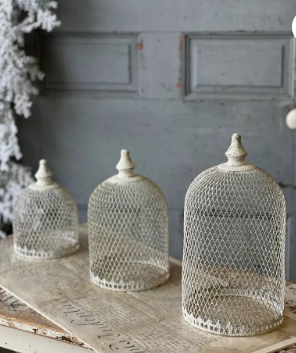 Iron Laced Cloches | S/3