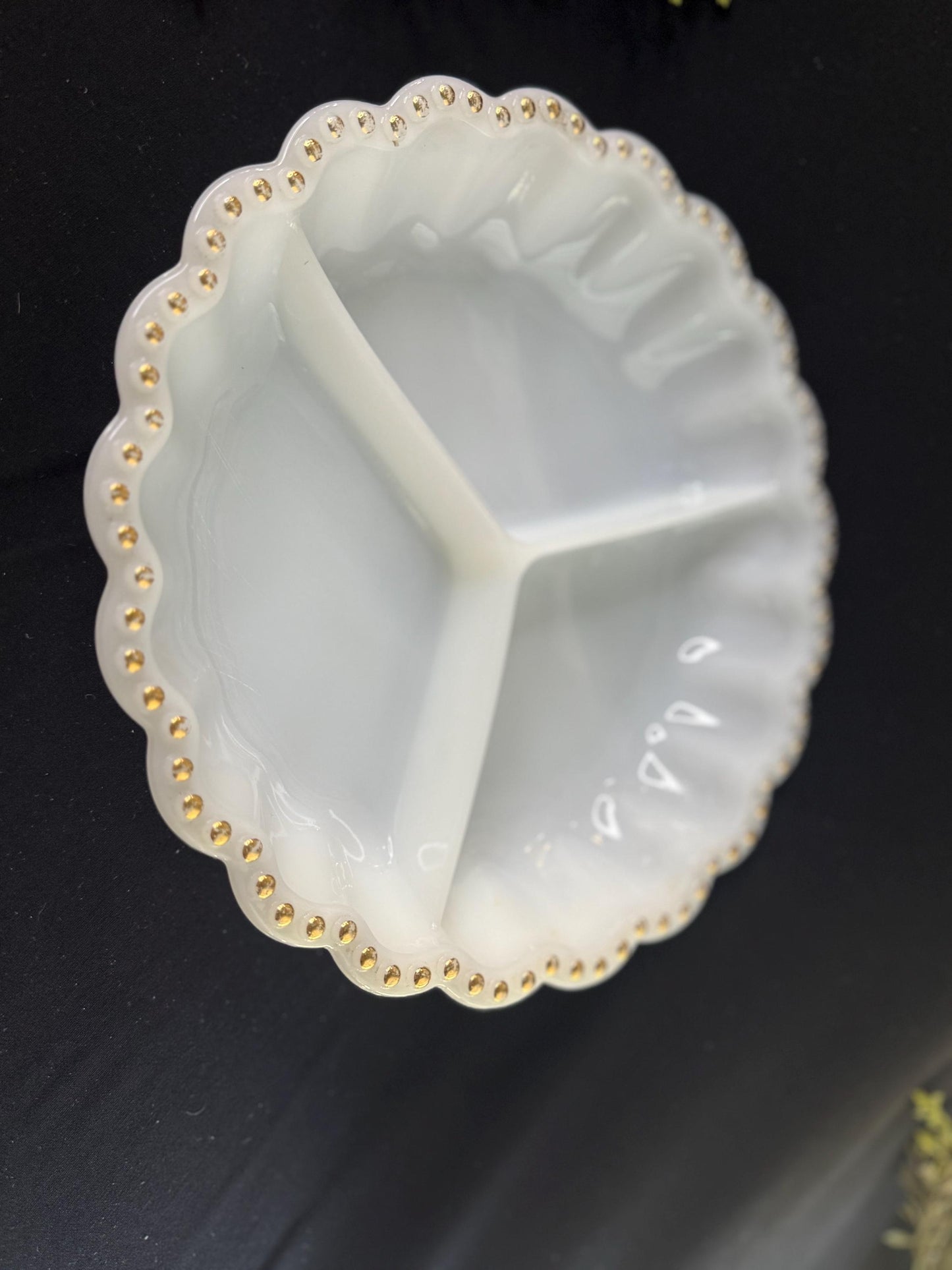 Vintage Anchor Hocking forming milk glass divided relish tray