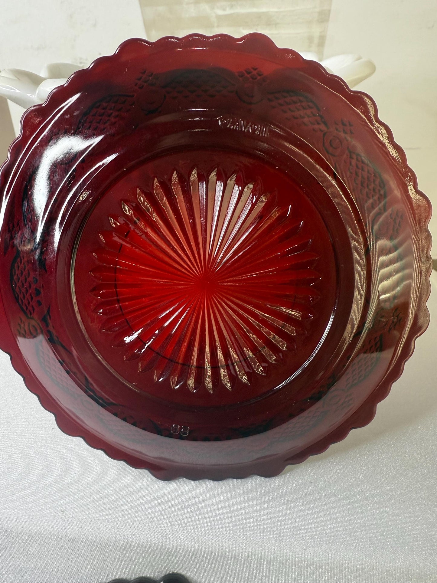 Avon Cape Cod 1876 Ruby Red 6” plate