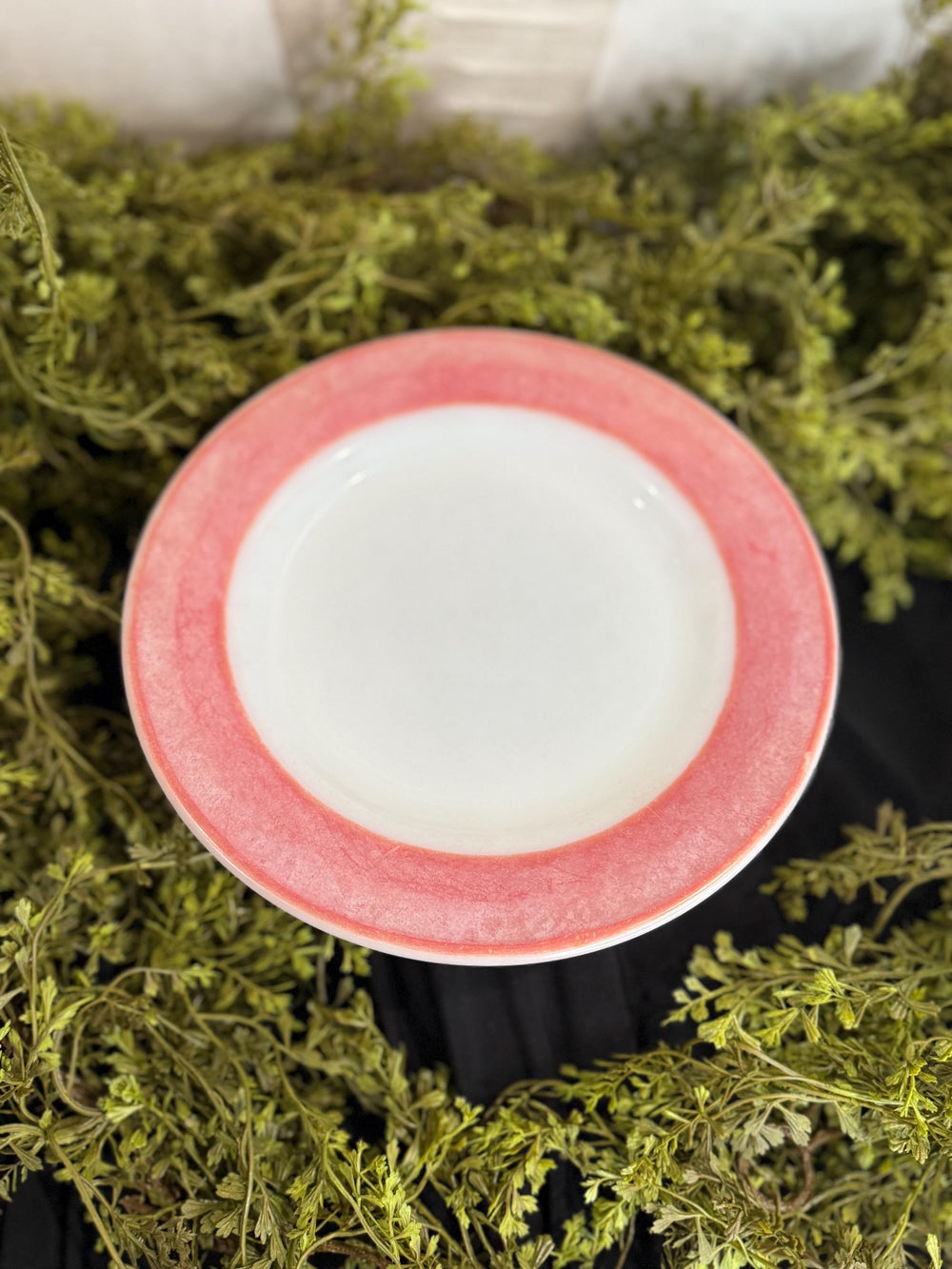 Vintage Pyrex Flamingo Pink plates 8.5 “