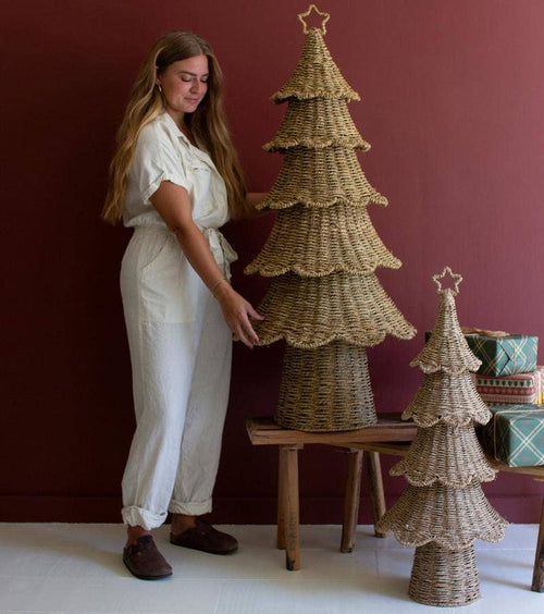 WOVEN VINE CHRISTMAS TREE - 50"