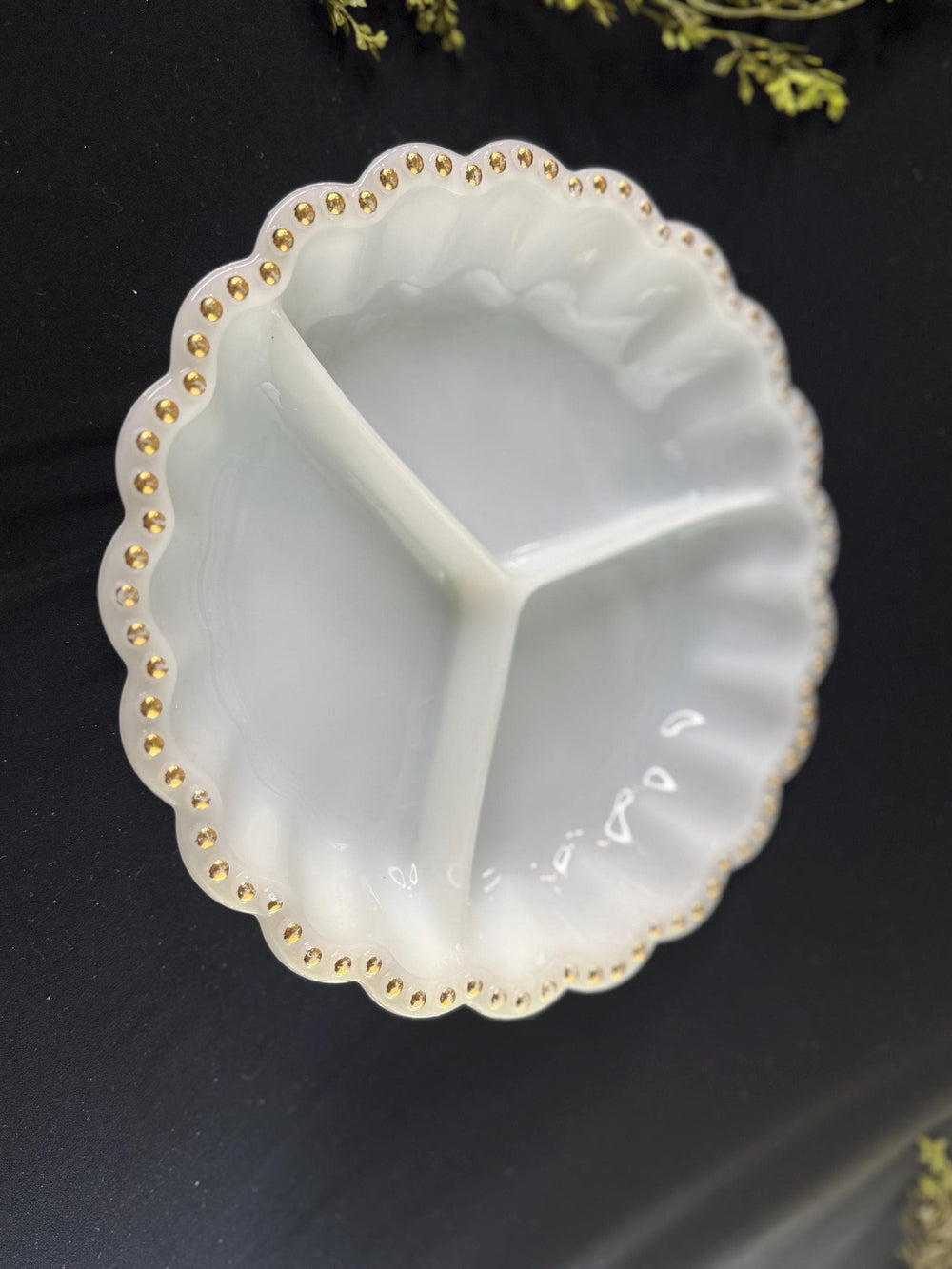 Vintage Anchor Hocking forming milk glass divided relish tray