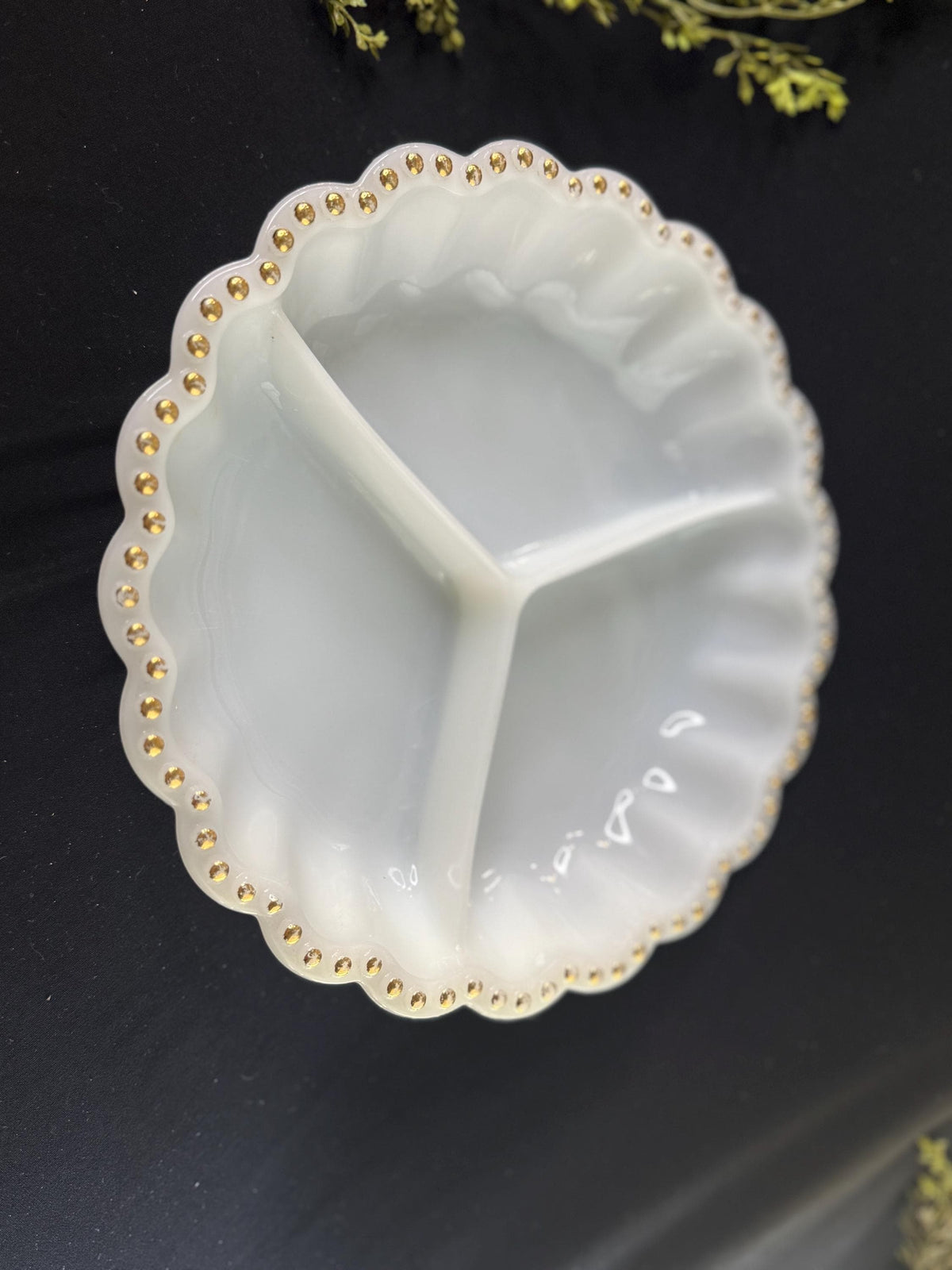 Vintage Anchor Hocking forming milk glass divided relish tray