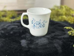 CORNING "COLONIAL MIST" Mug Coffee Cup Milk Glass White with Blue Flowers