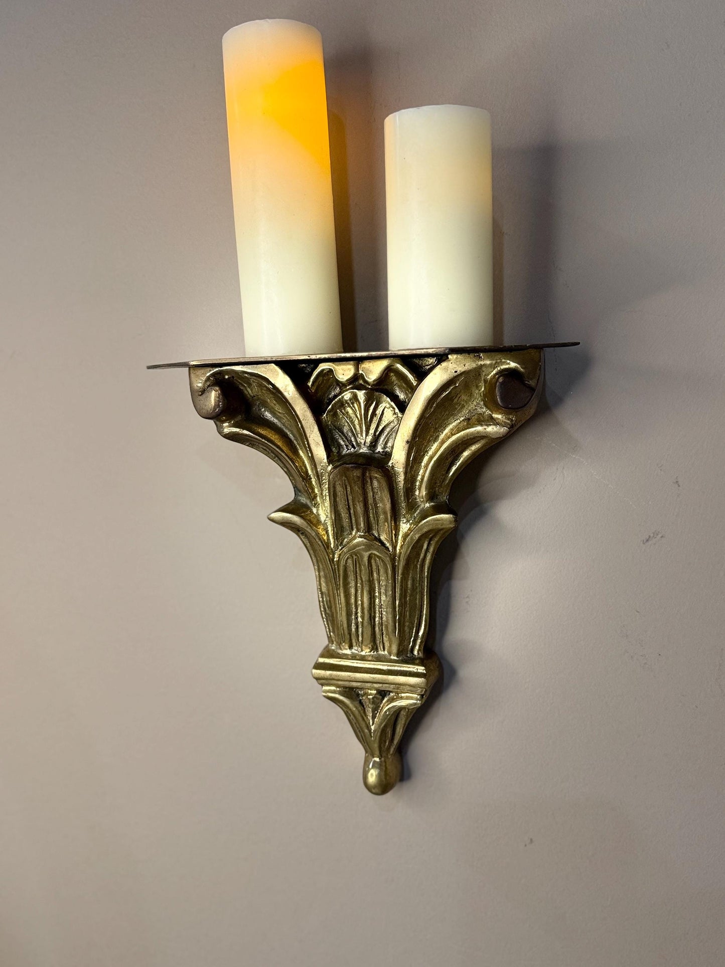 Italian Neoclassical Corinthian Style solid brass wall Bracket Shelf by Hollywood Regency