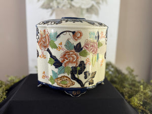 Japanese Andrea by Sadel Satsuma vase