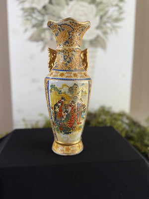 Japanese Satsuma style gisha girls vase