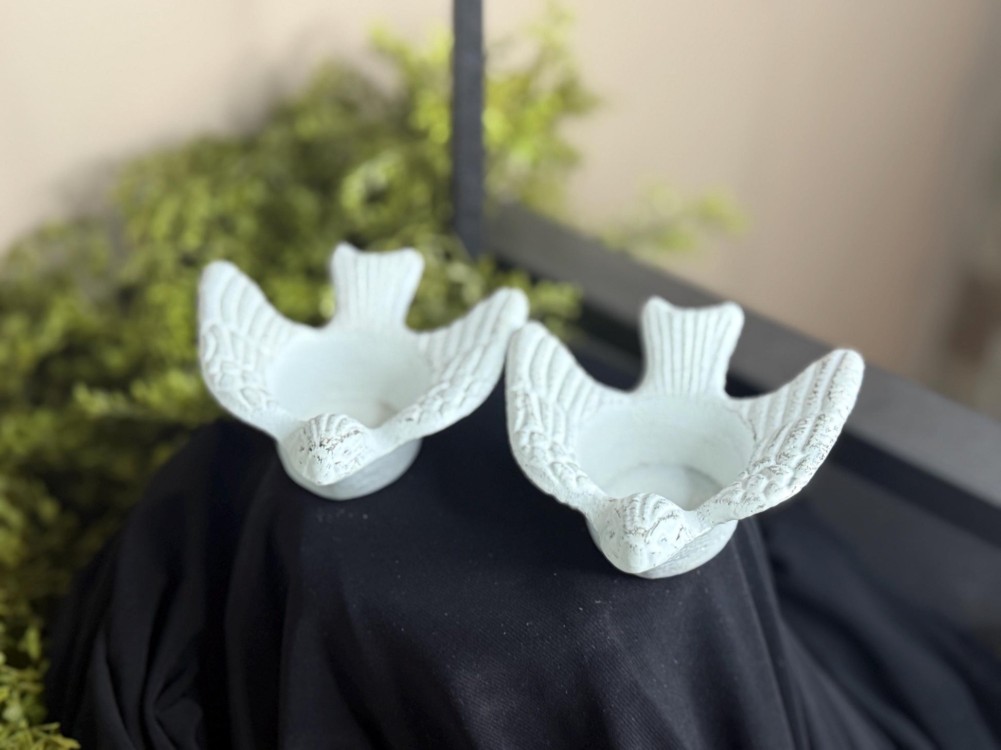 Pair of cast iron bird tea light candle holders