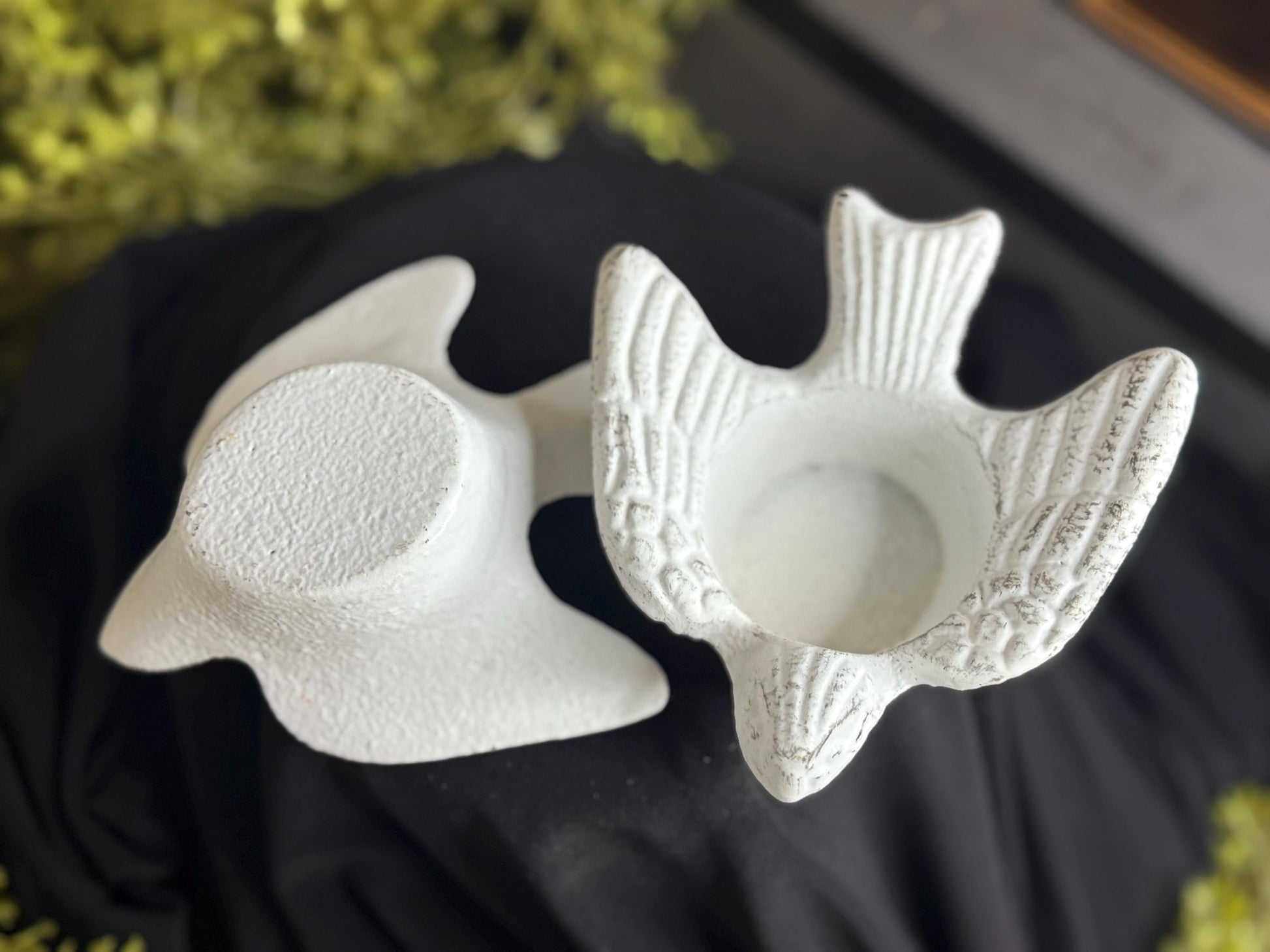 Pair of cast iron bird tea light candle holders