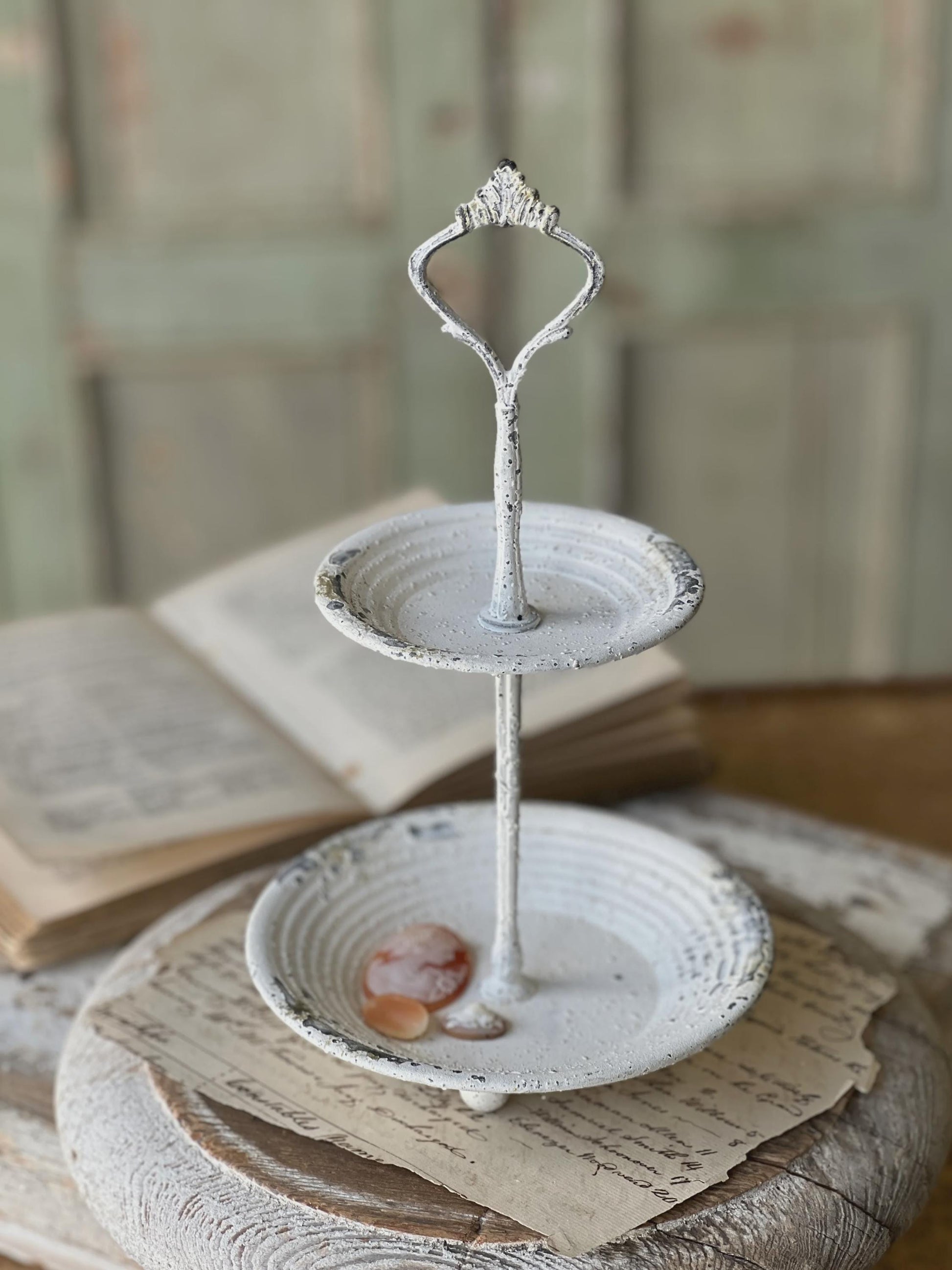 Pale Panache Two Tier Stand | 10.5" | Cream|