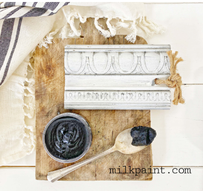 Beeswax Furniture Polish – Black