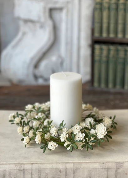 Alabaster Buds Candle Ring | 10"