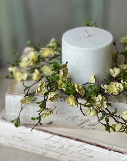 3" Qunice Blooms Candle Ring