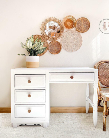 Silk All-In-One Mineral Paint in Whitecap