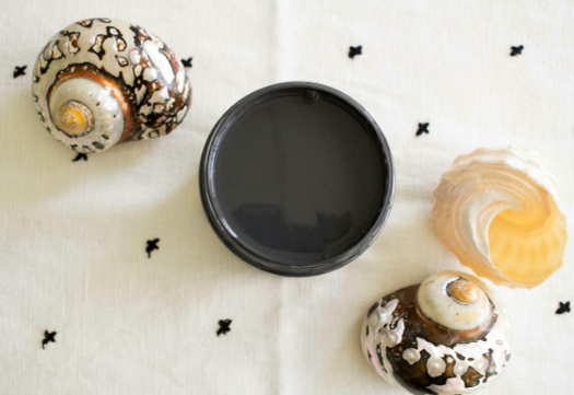 Silk All-In-One Mineral Paint in Black Sands