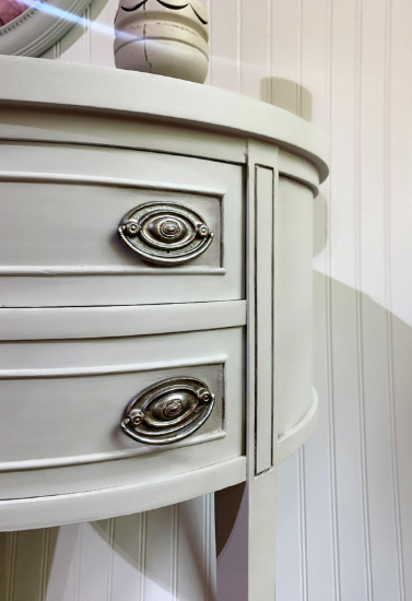 Silk All-In-One Mineral Paint in Oyster Silk