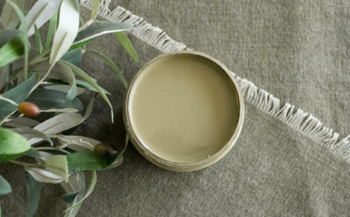 Silk All-In-One Mineral Paint in Hampton Olive