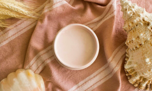 Silk All-In-One Mineral Paint in Conch