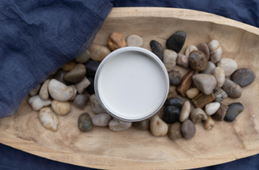 Silk All-In-One Mineral Paint in Glacier