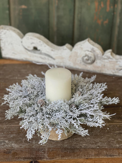 Snowy Nobility Cedar Candle Ring | 16" |