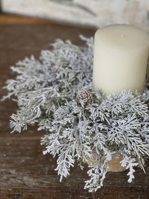 Snowy Nobility Cedar Candle Ring | 16" |