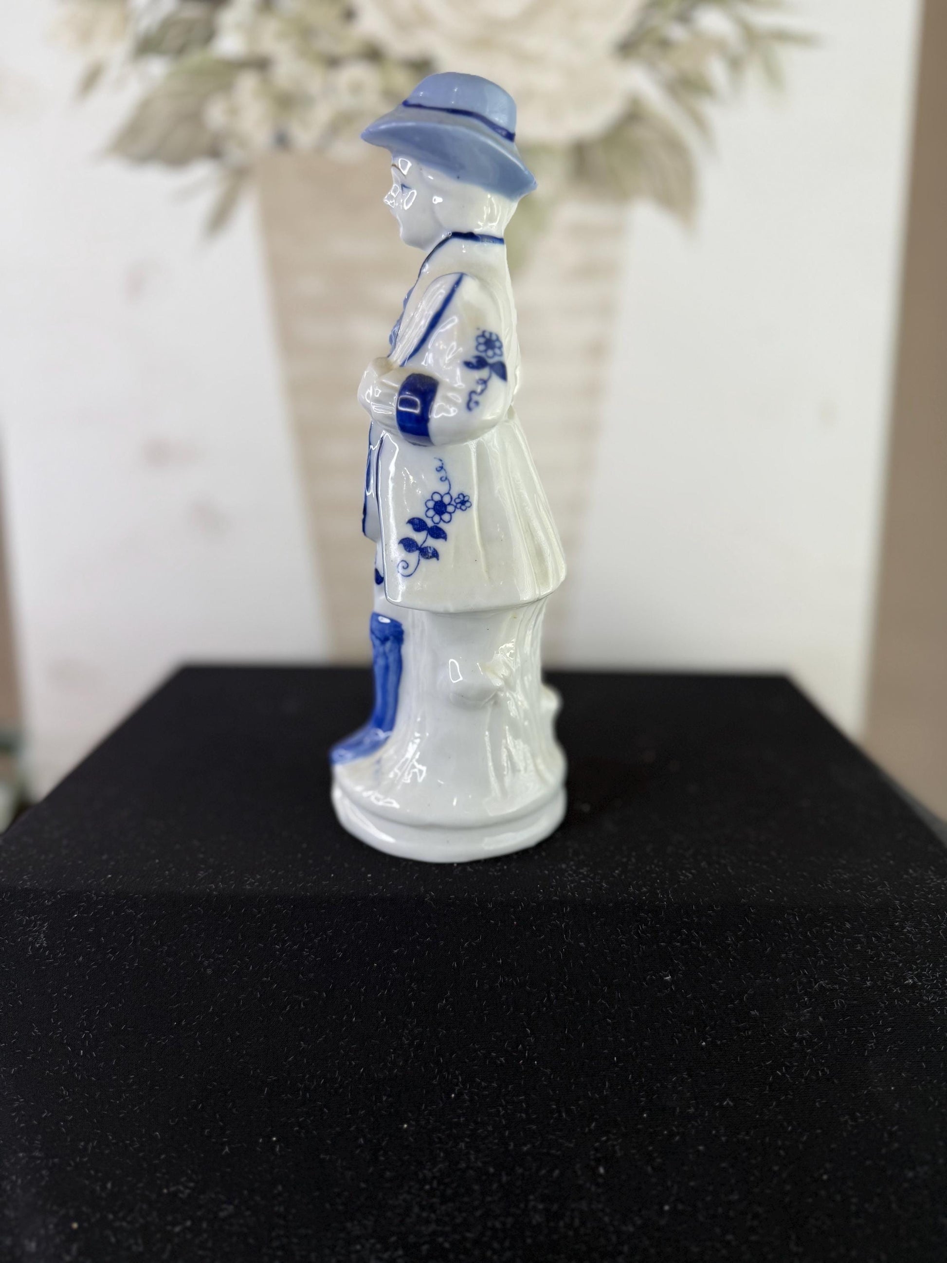 Victorian  fine porcelain figurine