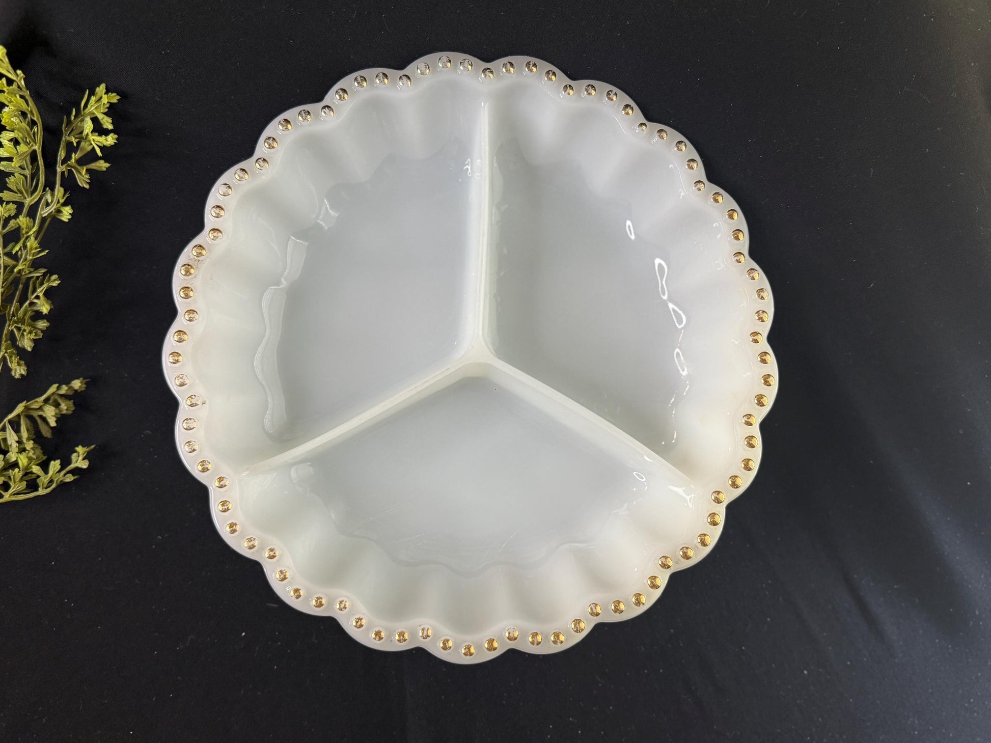 Vintage Anchor Hocking forming milk glass divided relish tray