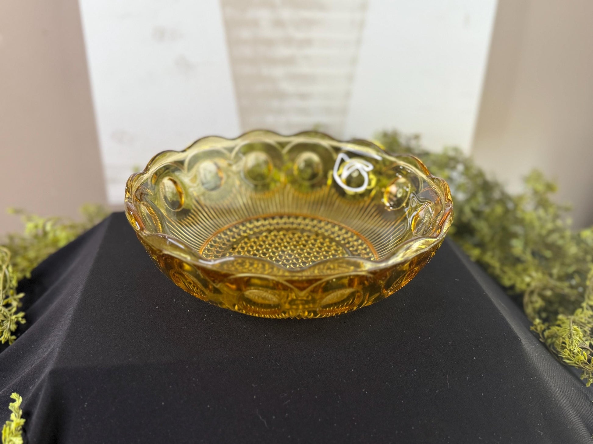 Vintage Bartlett Manhattan Honey Amber Serving Bowl