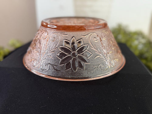 Vintage Indiana Glass pink tiara salad bowl