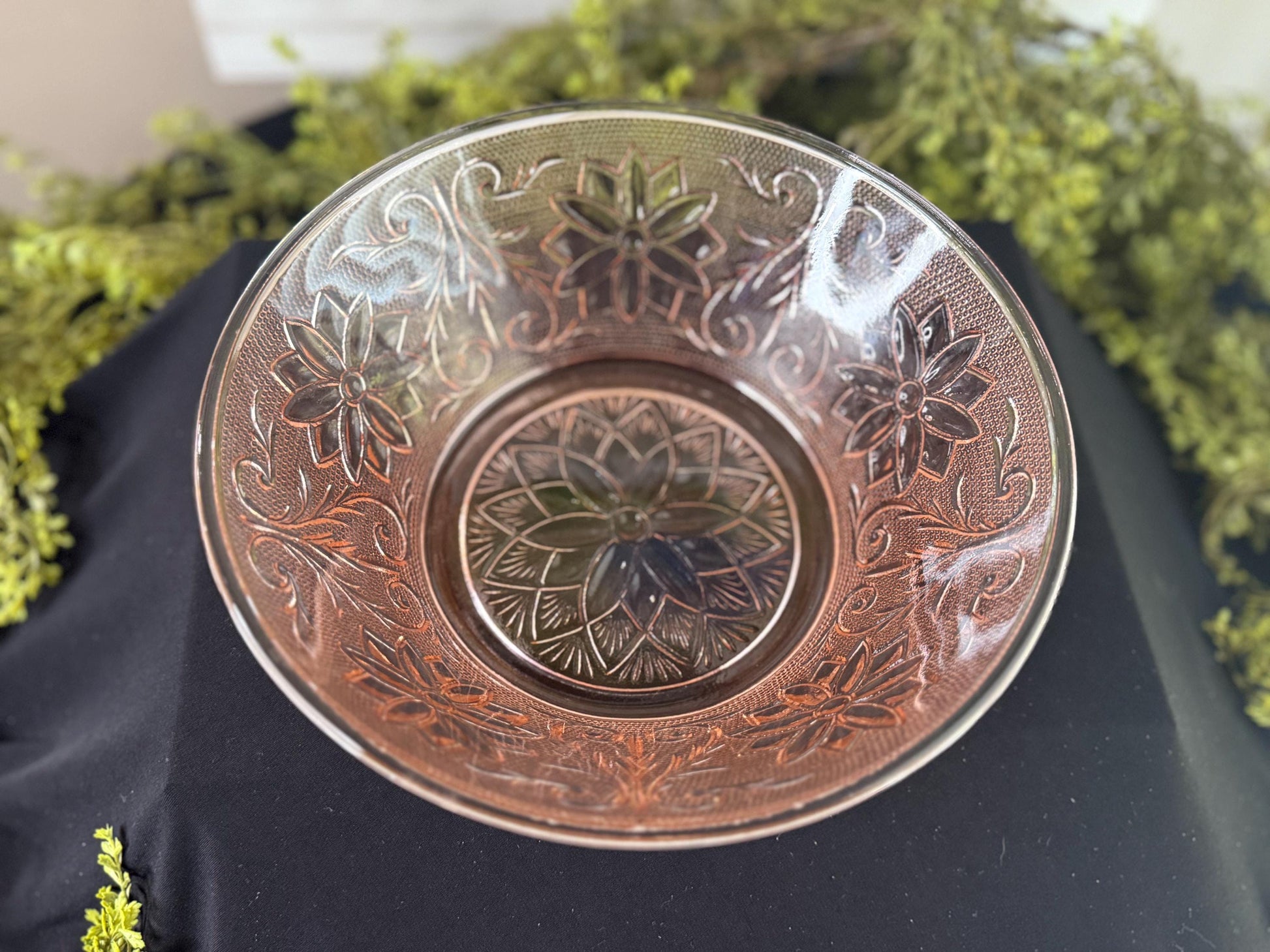 Vintage Indiana Glass pink tiara salad bowl