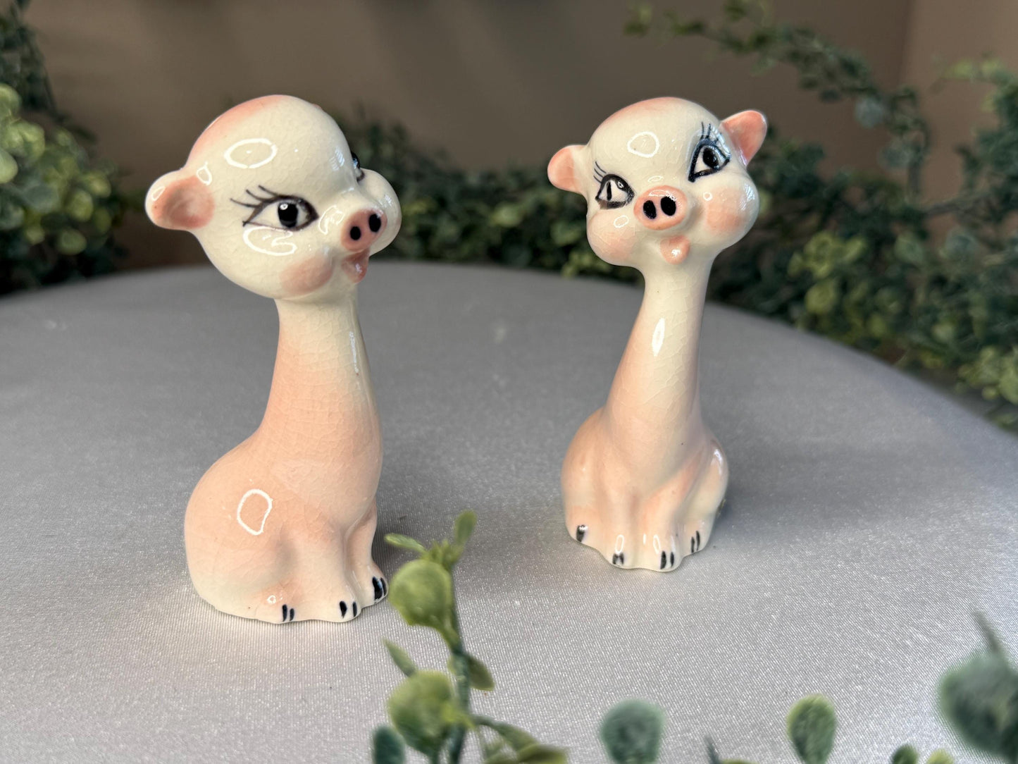 Vintage Long neck Pigs salt and pepper set - rare find