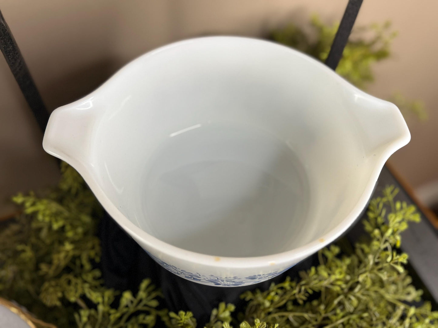 Vintage Pyrex Blue Colonial Mist Dish: Daisy Wildflower Print