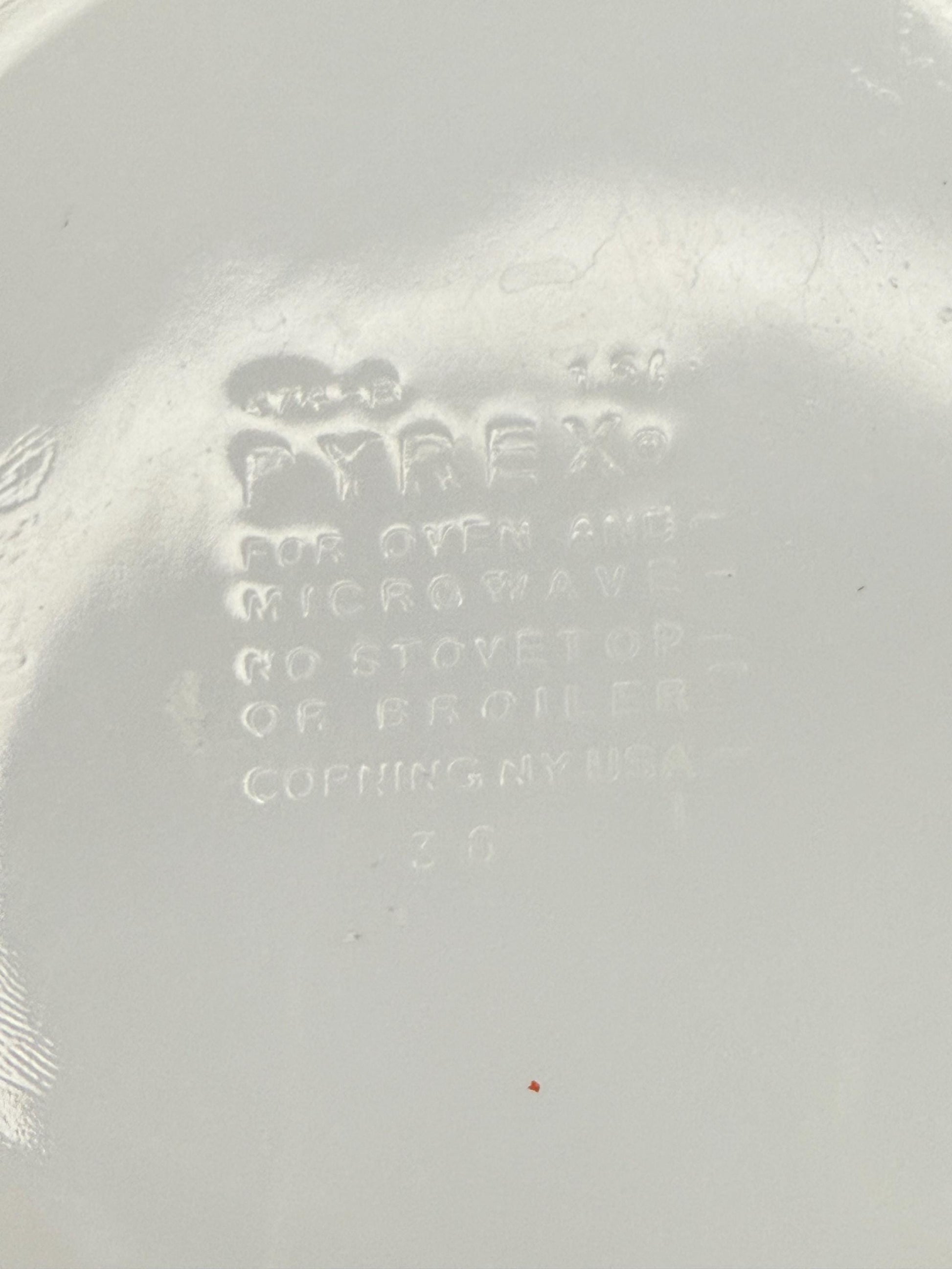 Vintage Pyrex Blue Colonial Mist Dish: Daisy Wildflower Print