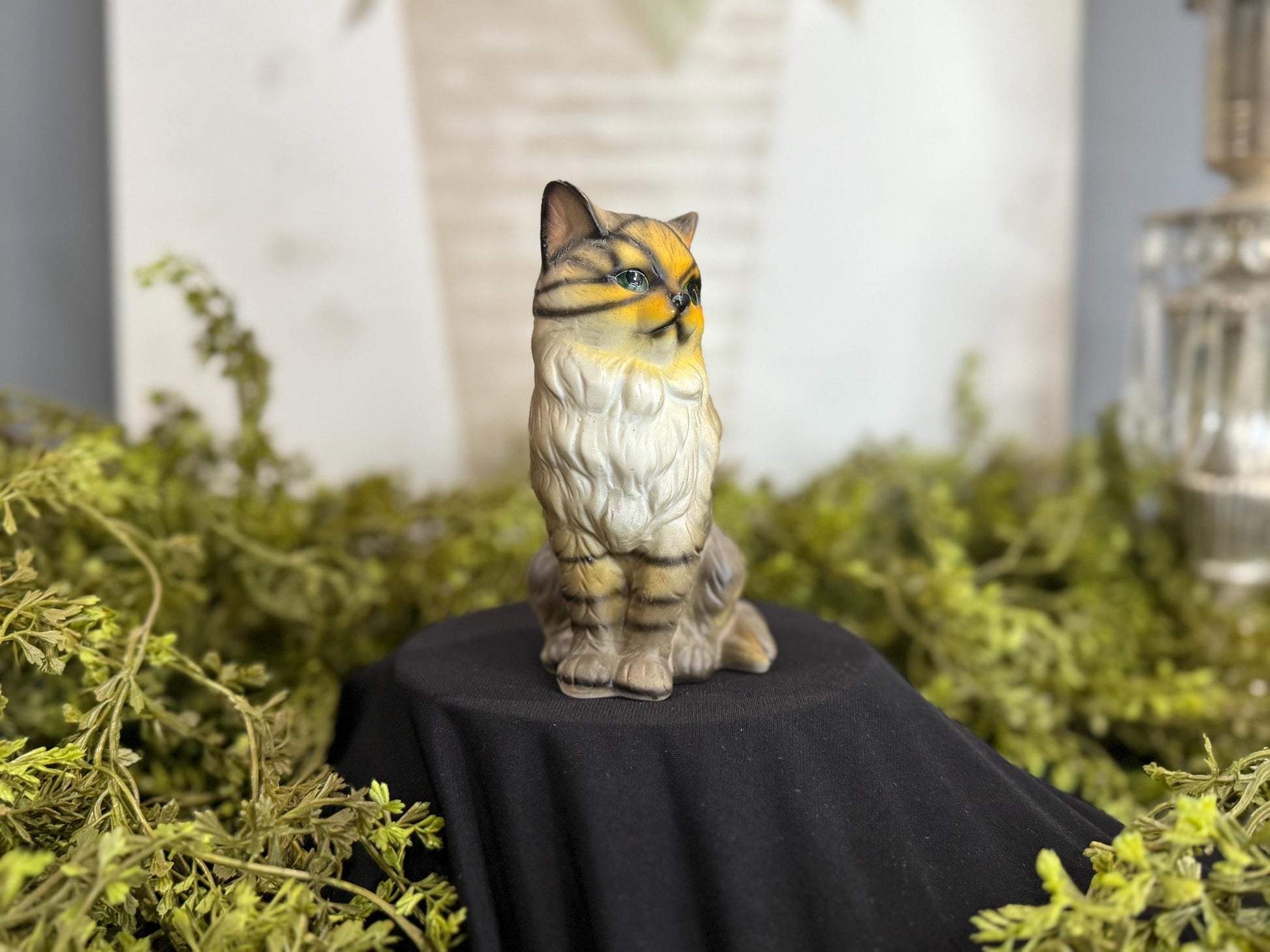 Vintage ceramic cat figurine