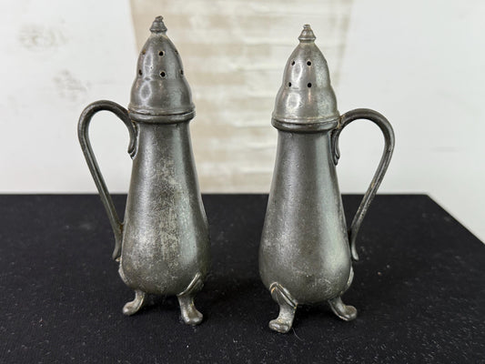 Vintage Quaker Shaker Set 2062 Pewter 4 1/2” Tall
