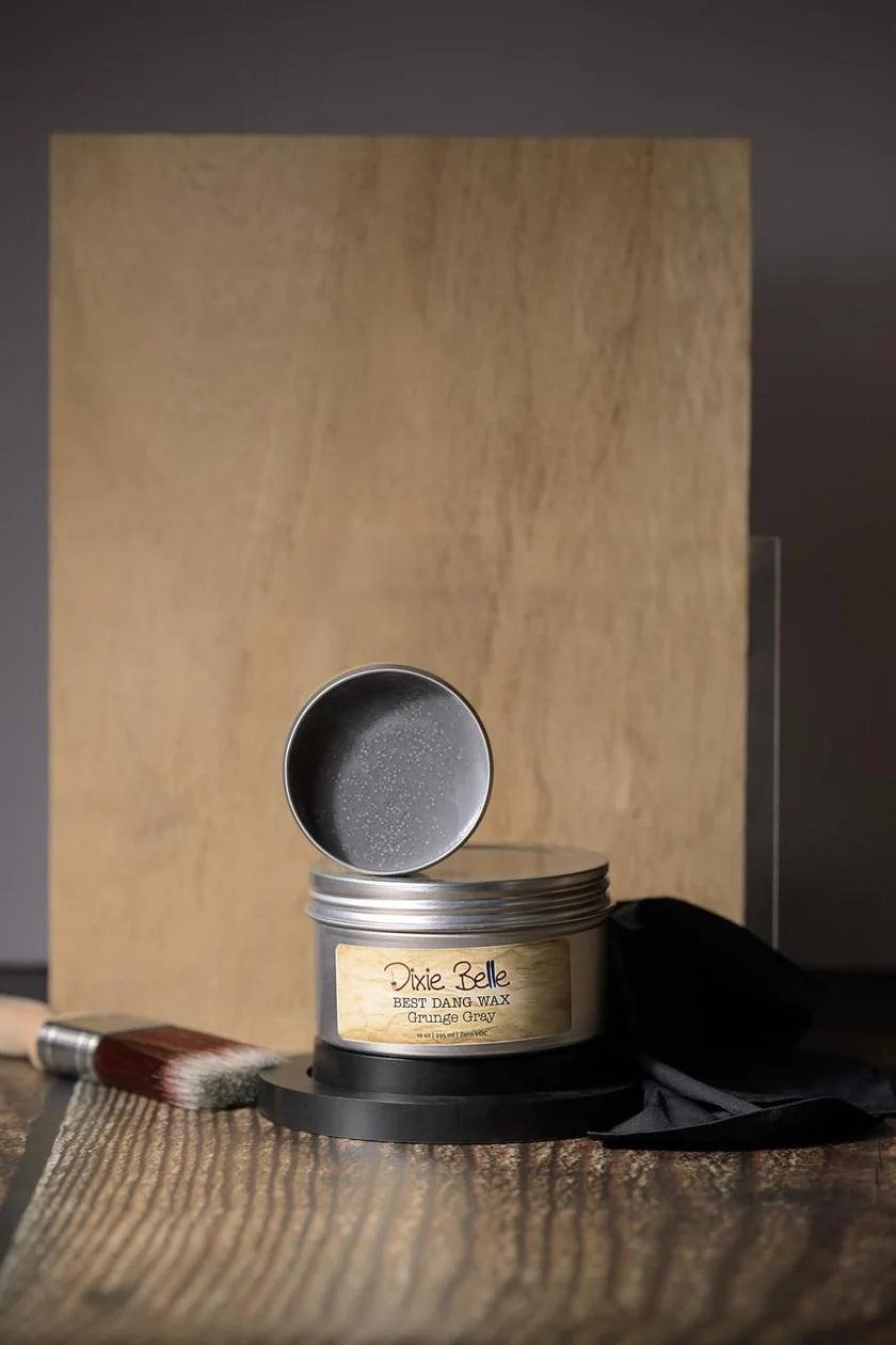 Dixie Belle - Best Dang Wax - Grunge Gray 10 oz.