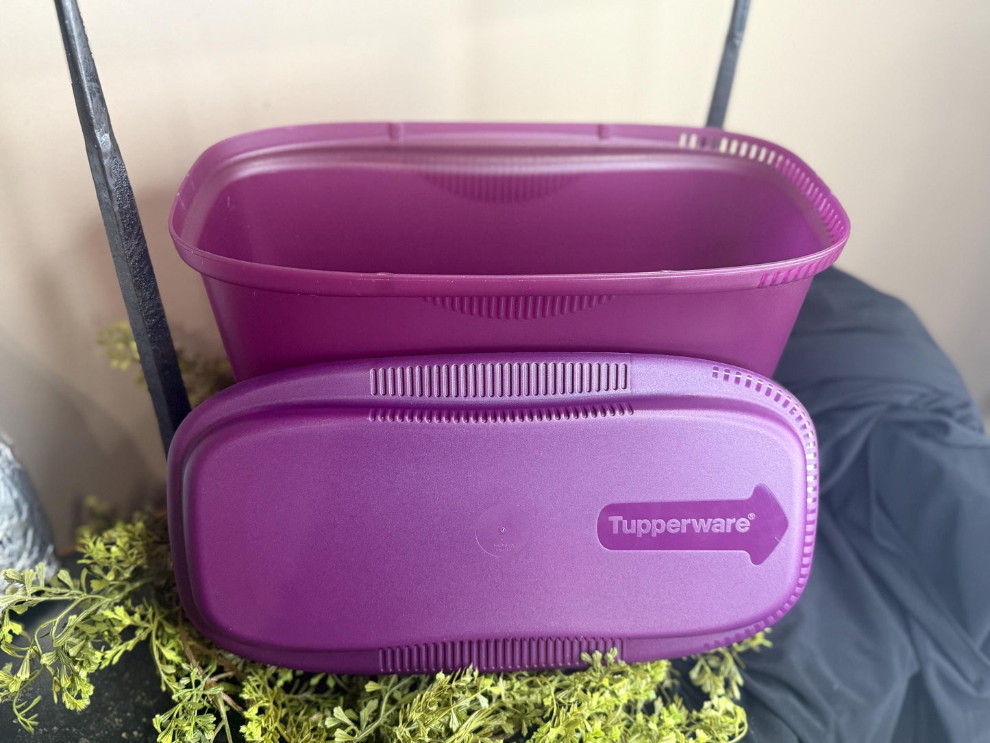 Tupperware Microwave Pasta Maker: Purple Spaghetti Cooker Strainer (1.9L)