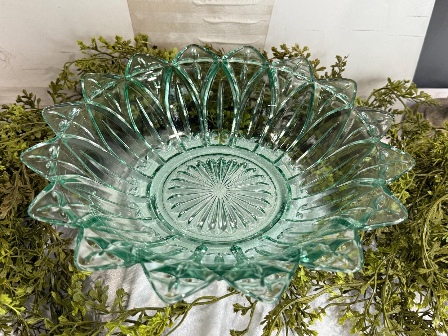 Vintage teal Federal Glass petal pattern 10” bowl